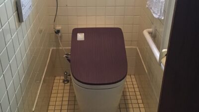 瑞穂市田之上にてトイレ取替工事